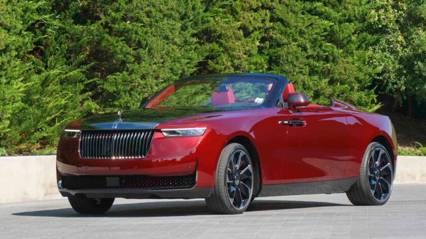 Rolls-Royce La Rose Noire Droptail